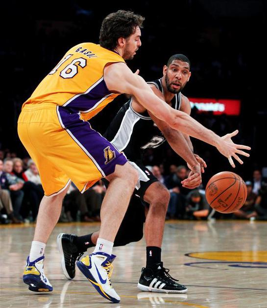 Tim Duncan in Pau Gasol
