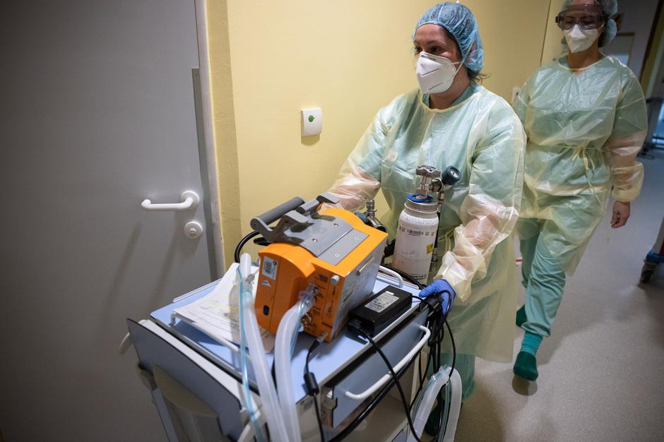 Covid-19 na Jesenicah | Avtor: Profimedia