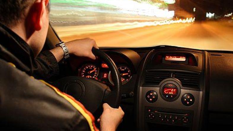 90 odstotkov Slovencev meni, da je njihovo vozniško znanje dobro ali zelo dobro.