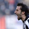 Del Piero v Juventusu nastopa že od davnega leta 1993. (Foto: Reuters)