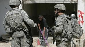Ameriški vojaki naj bi se iz Iraka umaknili do leta 2011.