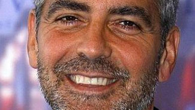Clooney te dni navdušuje z vlogo v odvetniški drami Michael Clayton.