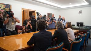 koalicijski trojček