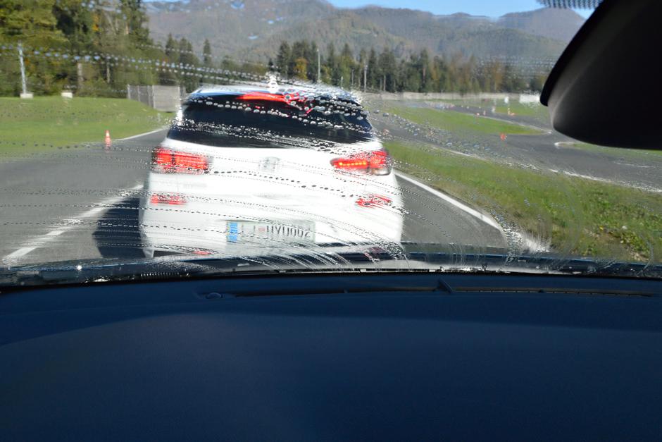 Pogled iz avta | Avtor: Andrej Leban