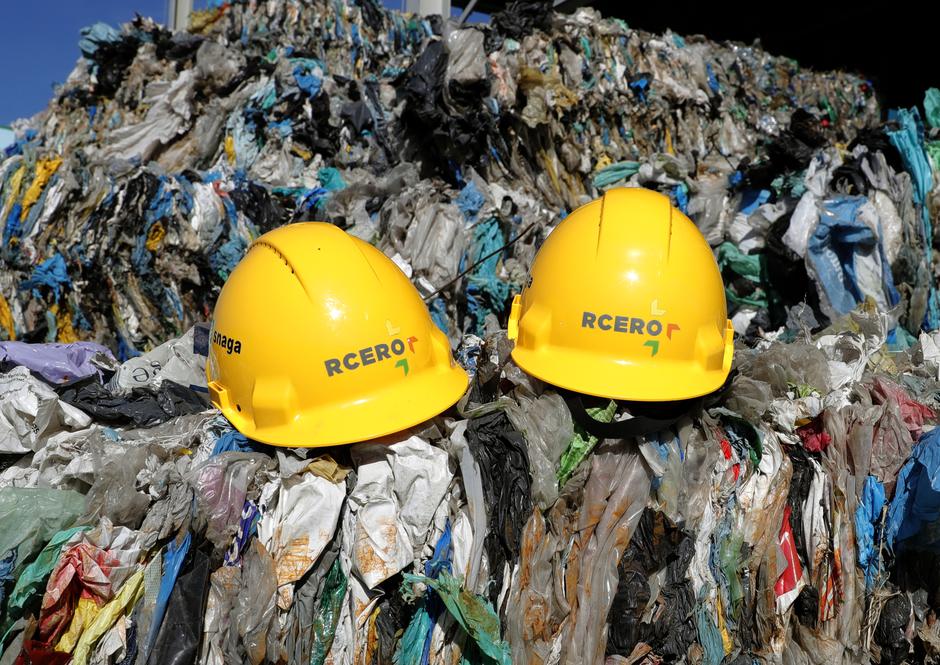 smeti center za obdelavo odpadkov odpadki | Avtor: Epa