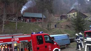 Požar v počitniški hiši na Vurmatu