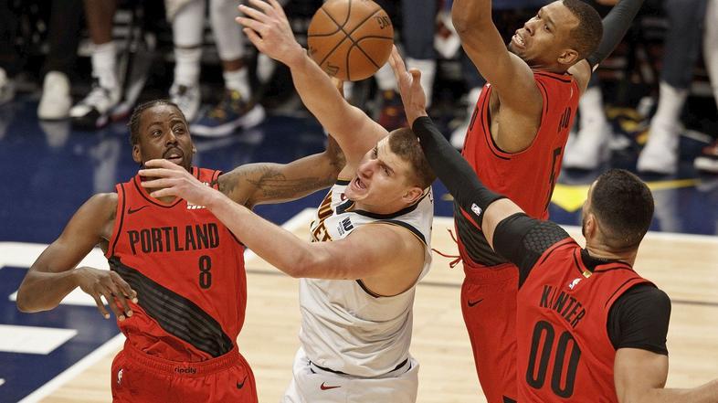 Denver Nuggets : Portland Trail Blazers
