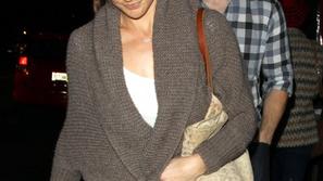 Minka Kelly Chris Evans