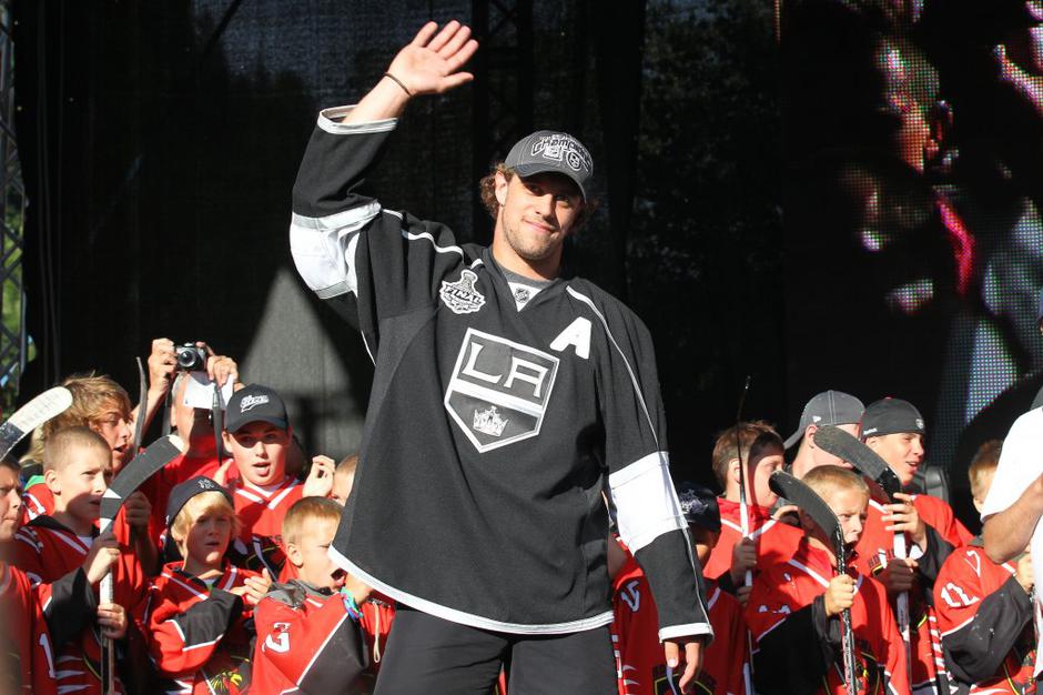 Anže Kopitar in pokal | Avtor: Žurnal24 main