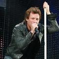 Jon Bon Jovi v manjši krizi srednjih let?