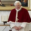 Tiskovni predstavnik Vatikana je poudaril, da odločitev papeža Benedikt XVI. nik