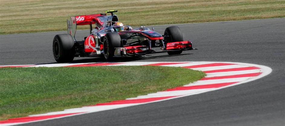 VN VB Silverstone trening 2010 Lewis Hamilton McLaren