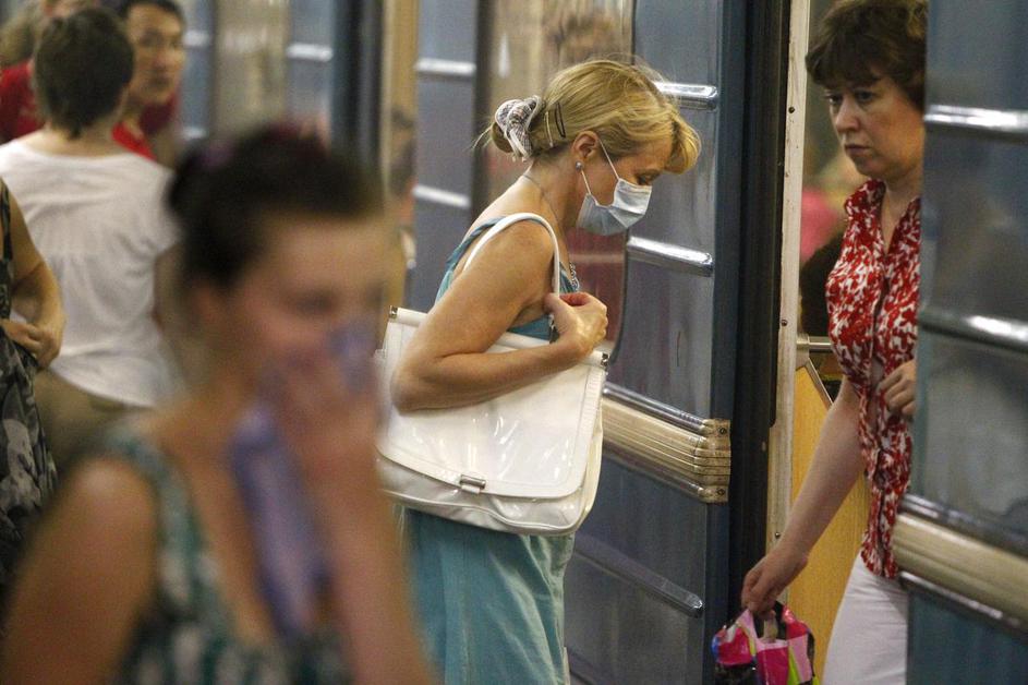 V Moskvi dnevno umre skoraj 700 ljudi, kar je kar dvakrat več od običajne stopnj