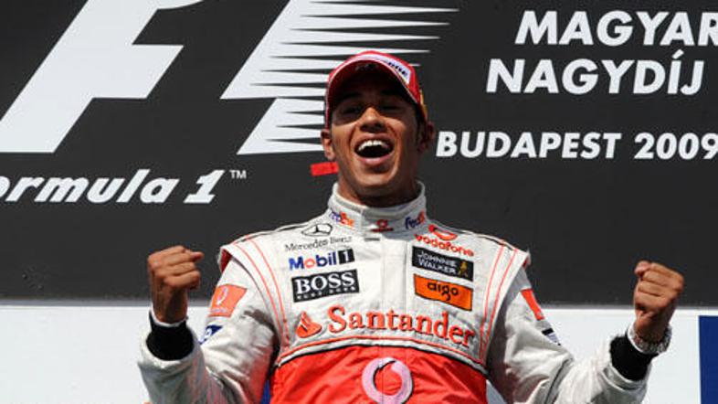 Lewis Hamilton, aktualni prvak, se je po devetih slabih dirkah vrnil na zmagovit
