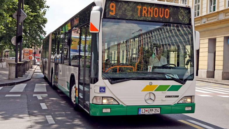 ljubljana 03.07.08 lpp, mestni avtobus, trola, slovenska ulica; foto:Sasa Despot