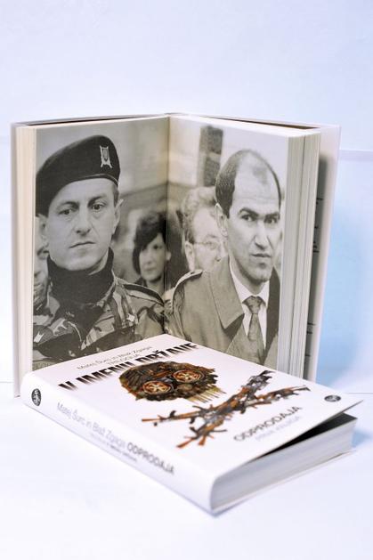 knjiga V imenu države