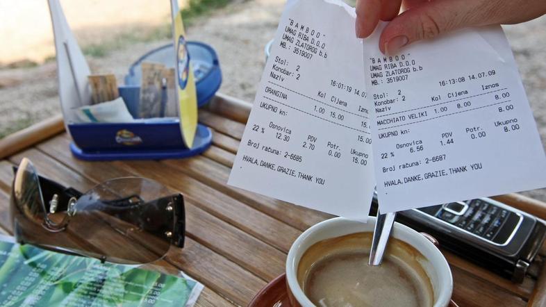 Tisti, ki poslujejo z gotovino, bodo blagajne lahko prevarali samo tako, da ne b