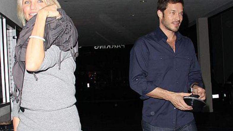 Je Cam našla pravega?