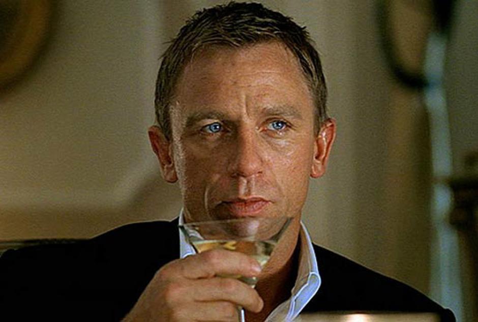 Scena 04.04.12, daniel craig, martini, james bond, foto: promo | Avtor: Promo