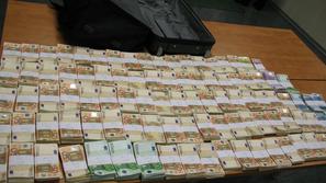 Fotografija je simbolična. (Foto: Carinska uprava Republike Slovenije)