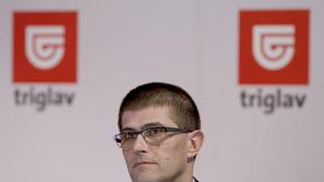 Slovenija 02.04.2012 Matjaz Rakovec predsednik uprave, protokolarni podpis pogod