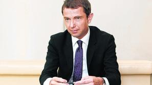 Orešič pravi, da želi vse povezave, ki jih je pridobil v poslovnem svetu, usmeri