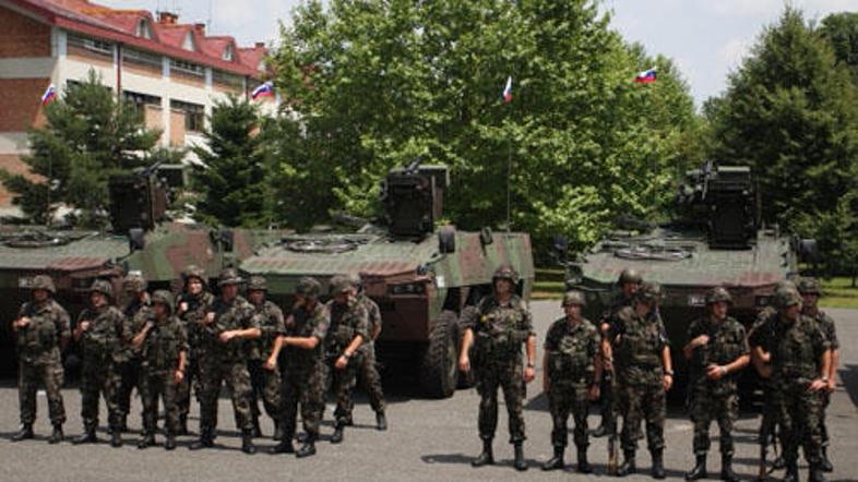 Nekdanji minister za obrambo se bo jutri znova zagovarjal zaradi patrij.