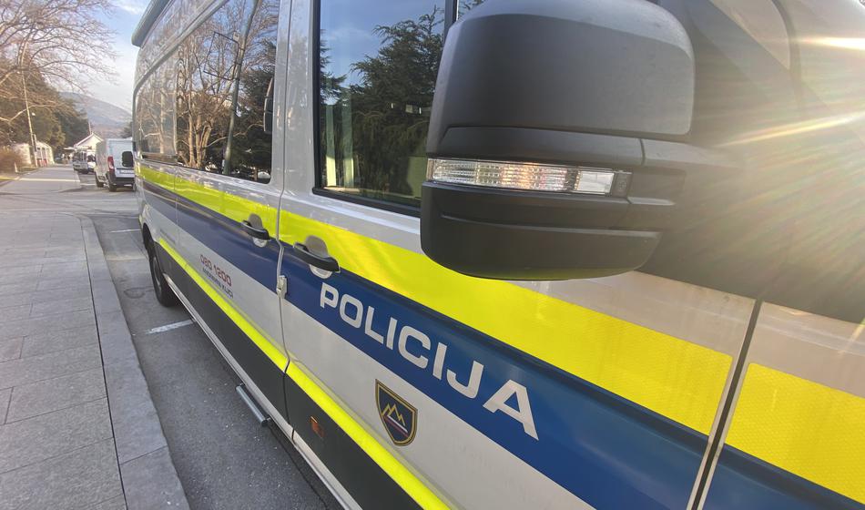 S to vožnjo si je voznik prislužil 18 točk in 1200 evrov kazni