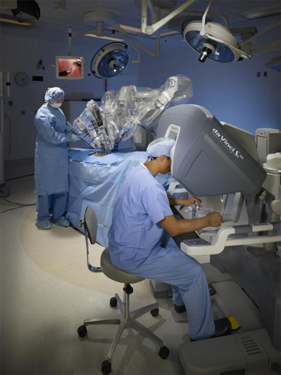 Robot kirurgija kirur%C5%A1ki robot da Vinci | Avtor: Žurnal24 main