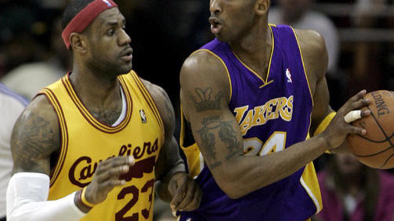 LeBron James je bil blizu trojnemu dvojčku, Kobeja Bryanta pa je zdelala gripa.