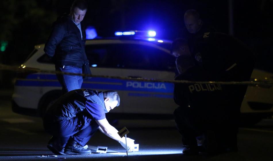 Tik ob meji ustreljeni dve ženski, napadalca še iščejo