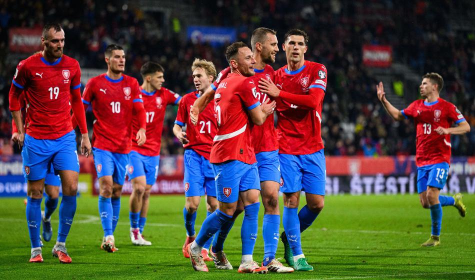 Češka nogometna zveza nogometašem ne bo izplačala premij zaradi obnašanja do navijačev