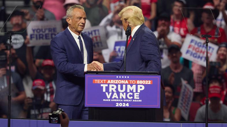 Robert F. Kennedy mlajši Donald Trump