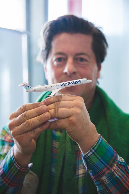 Milijonti potnik Adrie Airways Tilen Klevišar