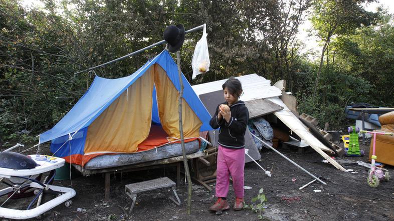 Romsko naselje v Franciji (Foto: Reuters)
