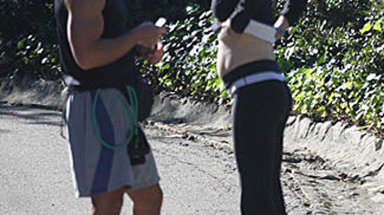 Se bo po napadu na paparaca Nicole počutila ogroženo ali še bolj varno?