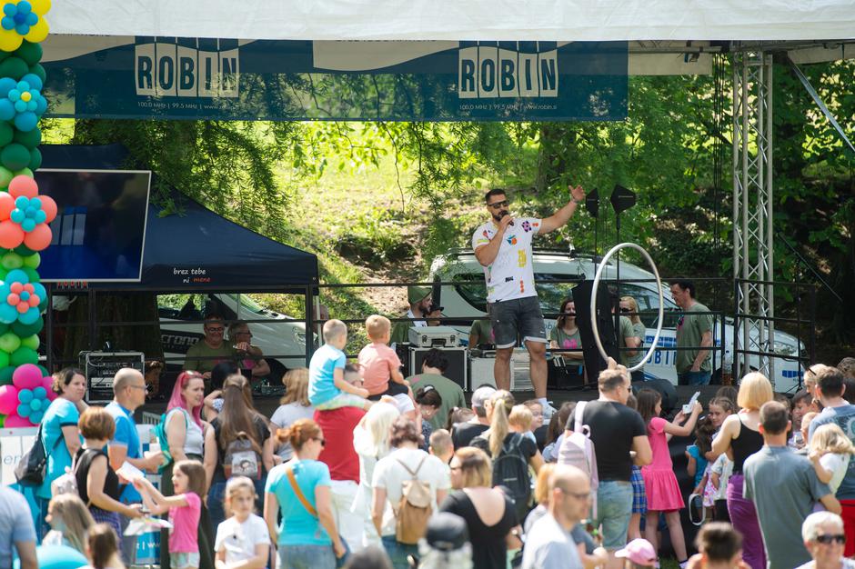 Dežela prijateljev | Avtor: Anže Petkovšek