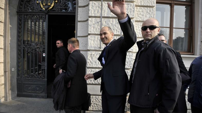 slovenija 19.03.14,  Janez Jansa, sojenje, Patria, sodisce, Vrhovno sodisce, fot