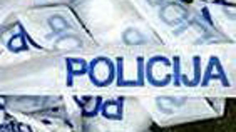 Ob pol devetih zvečer so neznanci na na Trgu OF v Ljubljani večkrat zabodli 23-l