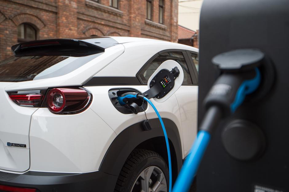 Električni avto | Avtor: Anže Petkovšek