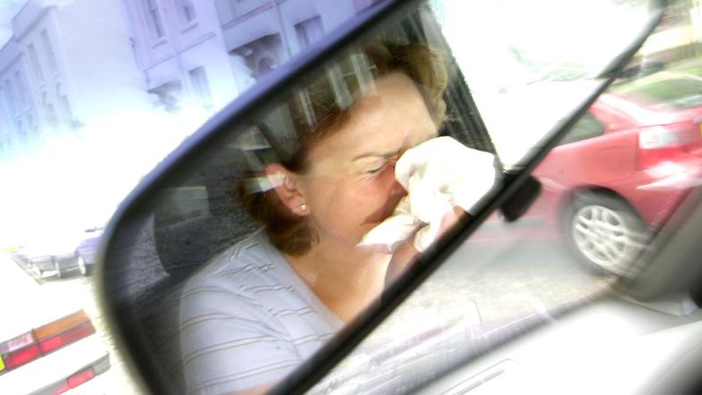 Alergija in vožnja kihanje prehlad