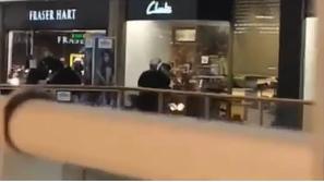 Motoristi v nakupovalnem centru