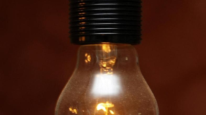 Glavni vzrok za prepoved prodaje žarnic je njihov zelo slab izkoristek energije.