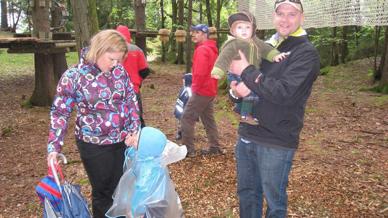 Pustolovski park na Straži je namenjen družinam z otroki. (Foto: Renata Škrjanc)