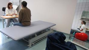 slovenija01.04.09, nevroloska klinika, zdravniske sestre, zdravniki, pacjenti, l