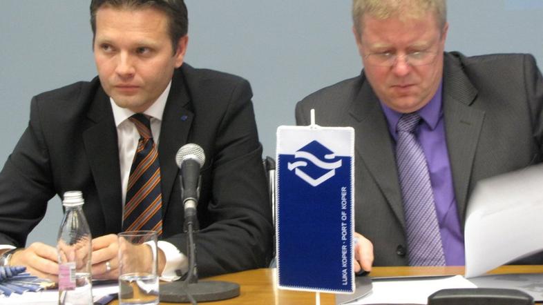 Luka Koper, predsednik uprave Gregor Veselko (levo) in predsednik nadzornega sve