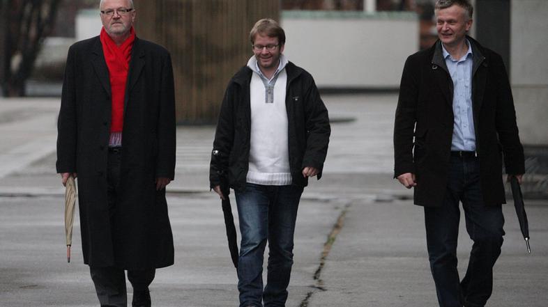 Levičarji so se zbirali: Kresalova je prišla na sejo sveta LDS povedat, da nepre