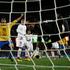 Juan gol zadetek veselje proslava proslavljanje Ricardo Kaka Claudio Bravo mreža