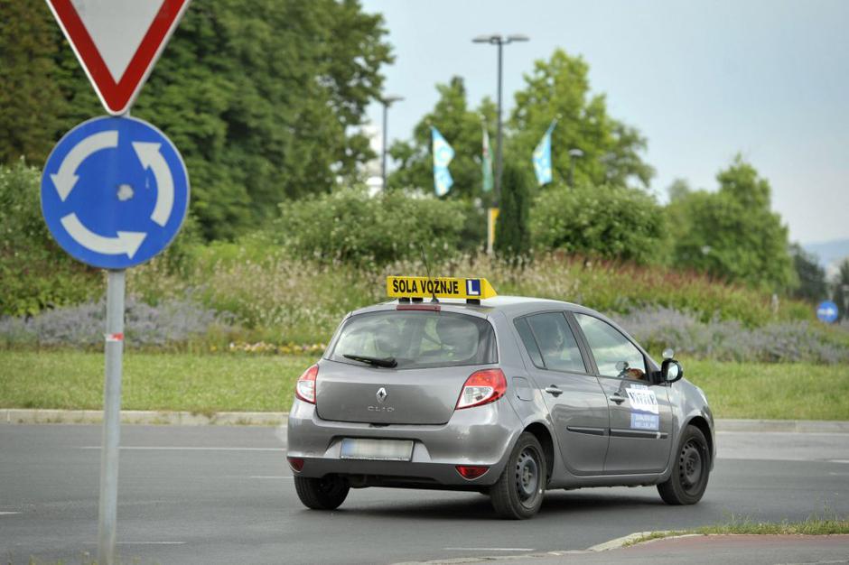 Šola vožnje | Avtor: Anže Petkovšek
