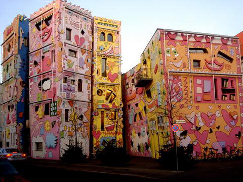 Happy Rizzi House